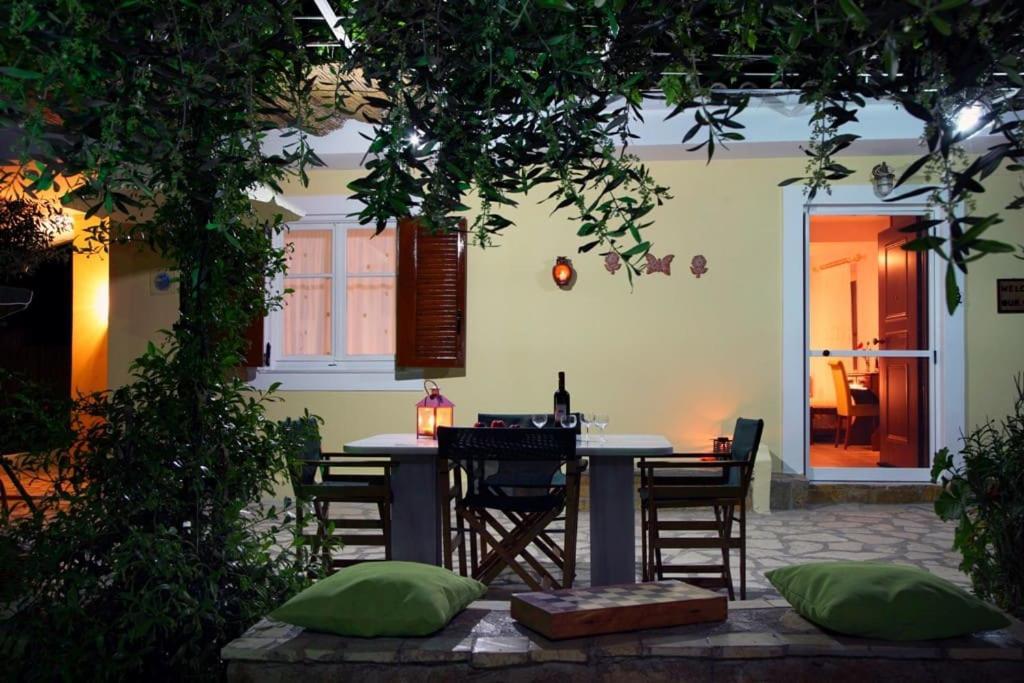 Anthia Private Studio A Breath Away From Beaches Áyios Nikítas Buitenkant foto