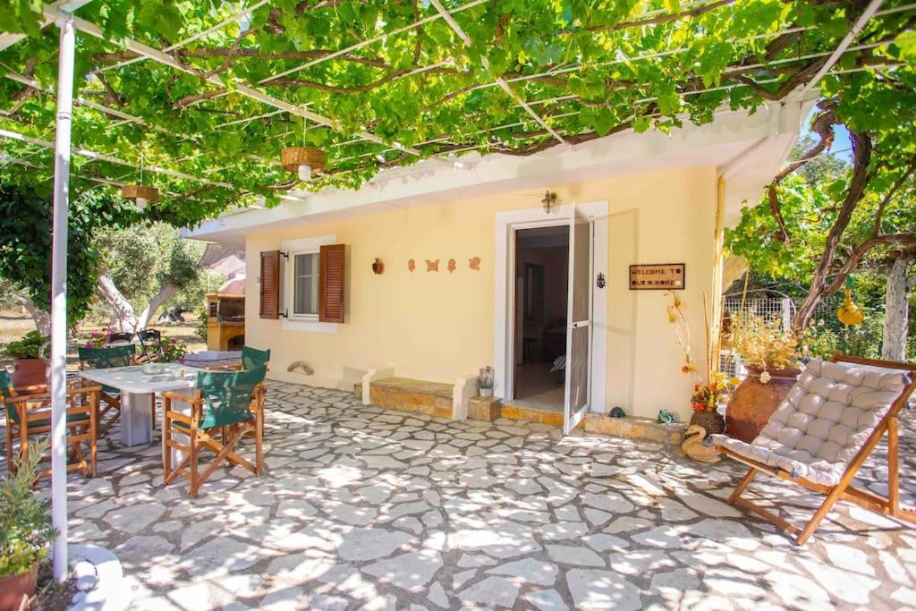 Anthia Private Studio A Breath Away From Beaches Áyios Nikítas Buitenkant foto